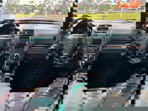 Used 2017 Ford Explorer Platinum image 14