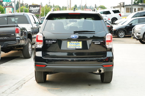 Used 2017 Subaru Forester 2.5i Premium image 6