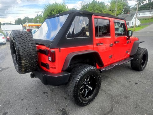 Used 2013 Jeep Wrangler Unlimited Sport image 23