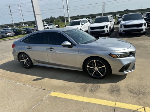 Used 2023 Honda Civic Touring image 3
