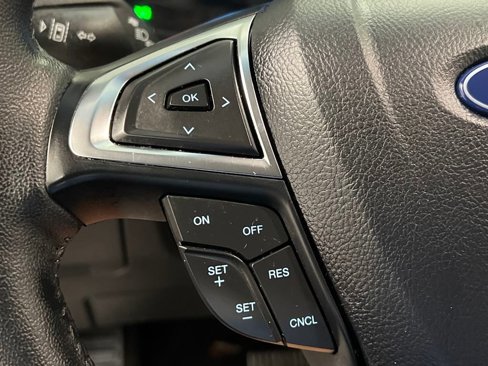 Used 2024 Ford Edge SEL image 44