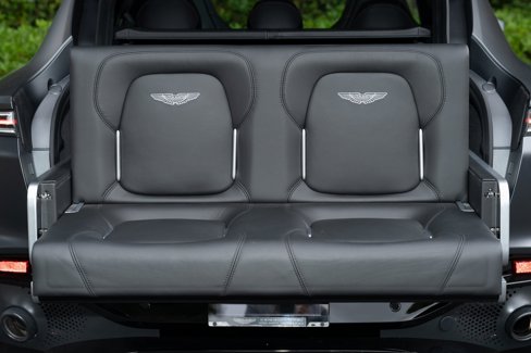 Used 2025 Aston Martin DBX 707 image 26