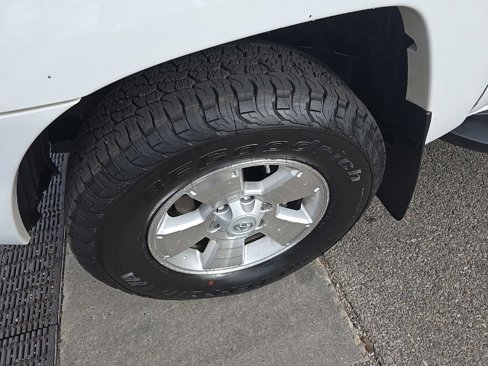 Used 2012 Toyota Tacoma 4x4 Double Cab image 5