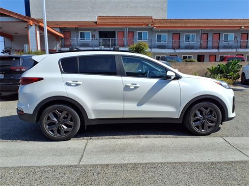 Used 2022 Kia Sportage Nightfall Edition image 24