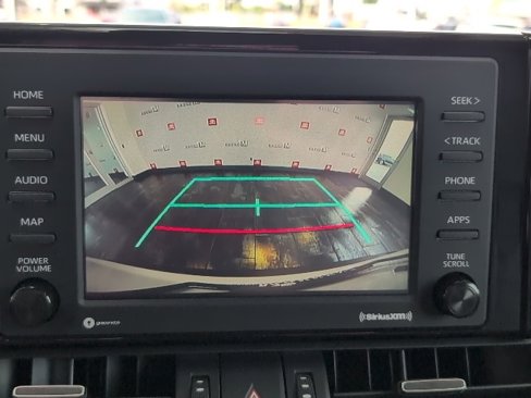 Used 2020 Toyota RAV4 XLE Premium image 34