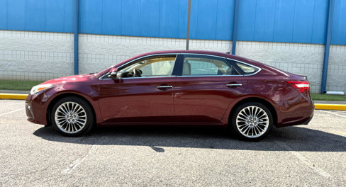 Used 2016 Toyota Avalon XLE Premium image 8