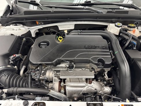 Used 2024 Chevrolet Malibu LT image 36