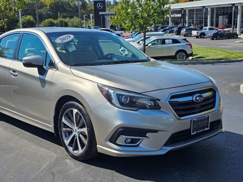 Used 2019 Subaru Legacy 3.6R Limited image 2