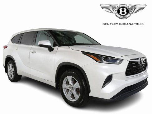 Used 2021 Toyota Highlander L image 1