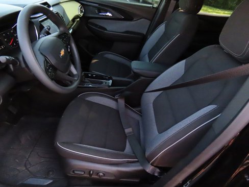 Used 2023 Chevrolet TrailBlazer LT w/ Convenience Package image 47