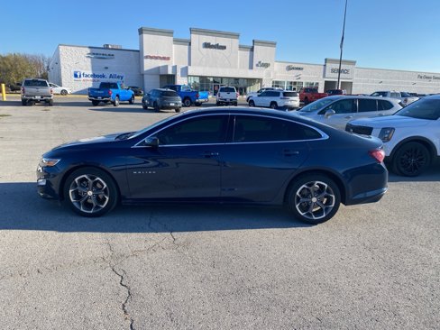Used 2021 Chevrolet Malibu LT image 3
