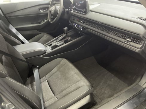 Certified 2023 Honda Accord EX image 24