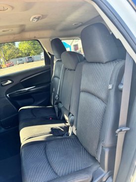 Used 2014 Dodge Journey SXT w/ Flexible Seating Group image 10