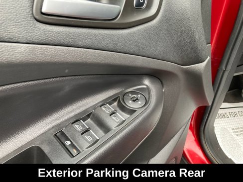Used 2017 Ford Escape SE w/ SE Leather Comfort Package image 14