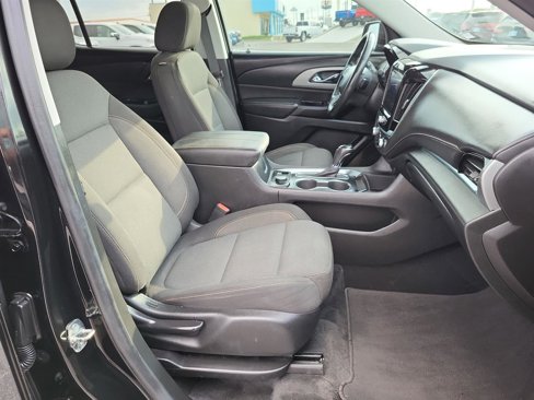 Used 2020 Chevrolet Traverse LT image 25
