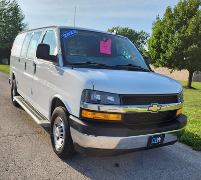 Used 2023 Chevrolet Express 2500 w/ Driver Convenience Package image 7