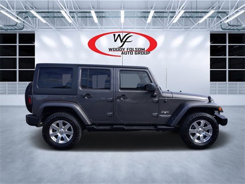 Used 2016 Jeep Wrangler Unlimited Sahara w/ Dual Top Group image 2