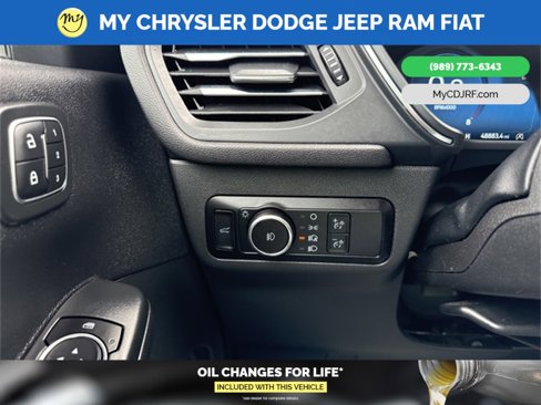Used 2023 Ford Escape Platinum image 19