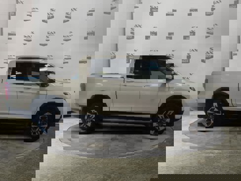 Used 2017 Honda Ridgeline RTL-T image 6
