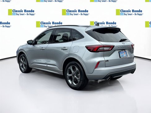 Used 2024 Ford Escape ST-Line w/ Cold Weather Package image 5