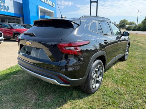 New 2026 Chevrolet Trax LT w/ Driver Confidence Package image 7