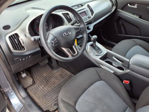 Used 2014 Kia Sportage LX image 12