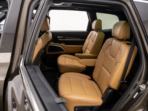 Used 2020 Kia Telluride SX image 16