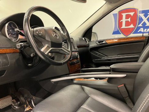 Used 2009 Mercedes-Benz GL 450 4MATIC image 35