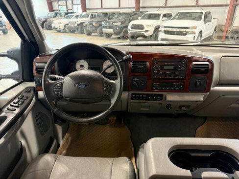 Used 2005 Ford F350 XLT image 20