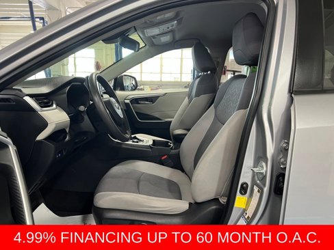 Used 2020 Toyota RAV4 XLE image 12