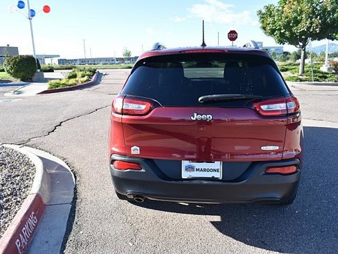 Used 2016 Jeep Cherokee Latitude w/ Comfort & Sound Group image 5