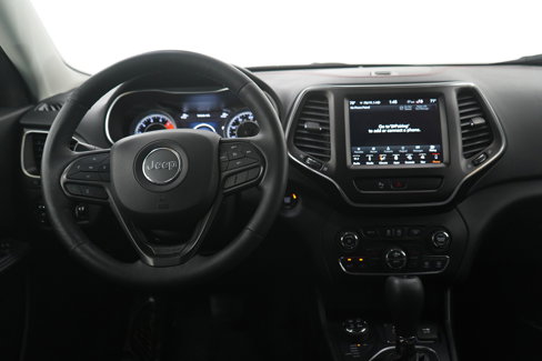 Used 2019 Jeep Cherokee Trailhawk w/ Cold Weather Group image 15