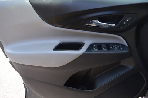 Used 2019 Chevrolet Equinox LS w/ LS Convenience Package image 13
