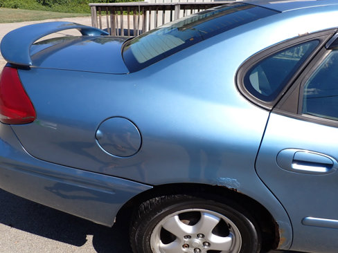 Used 2005 Ford Taurus SE image 15