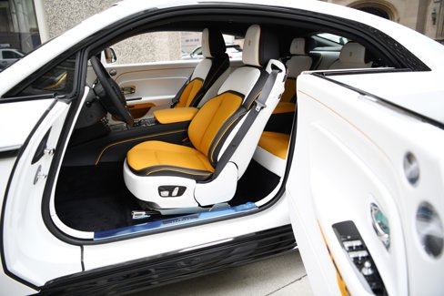 New 2025 Rolls-Royce Spectre Black Badge image 8