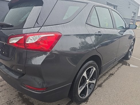 Used 2019 Chevrolet Equinox LS image 5