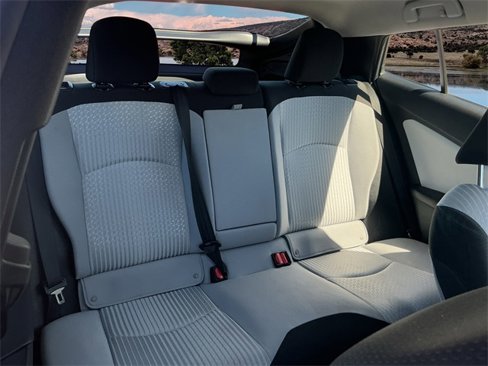 Used 2017 Toyota Prius Two image 29