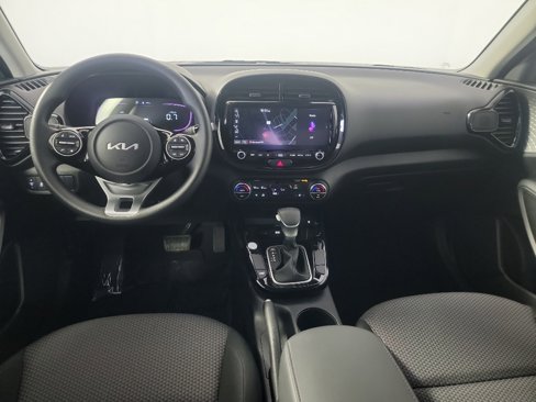 Certified 2023 Kia Soul S image 20
