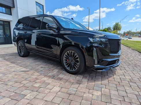 Used 2023 Cadillac Escalade V image 7