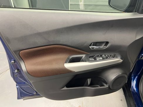 Used 2020 Nissan Kicks SR image 22