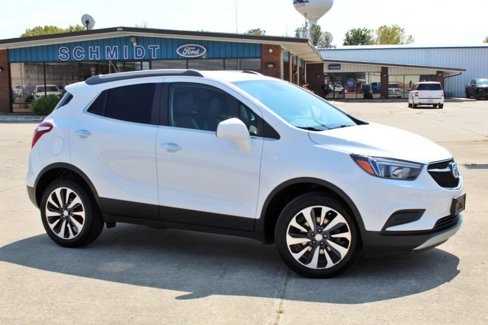 Used 2021 Buick Encore Preferred w/ Safety Package image 3