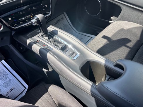 Used 2018 Honda HR-V EX image 25
