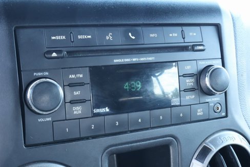 Used 2015 Jeep Wrangler Unlimited Sport w/ Connectivity Group image 3