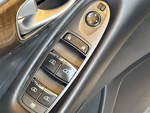 Used 2019 INFINITI Q50 Luxe w/ Essential Package (3.0T Luxe) image 18