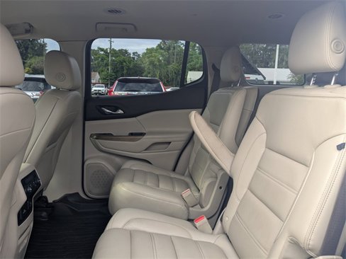 Used 2019 GMC Acadia Denali image 14