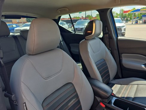 Used 2021 Nissan Kicks SR image 43