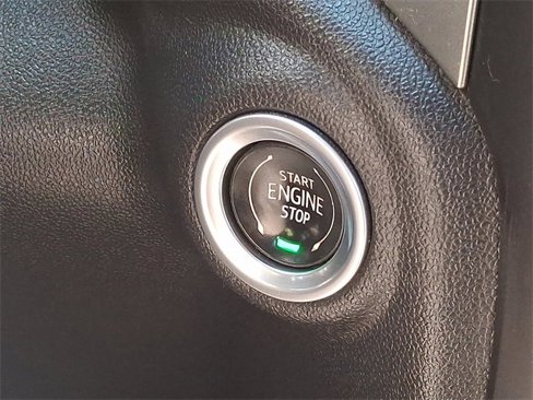 Used 2021 Chevrolet Silverado 1500 LT image 28