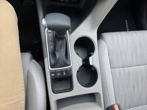 Used 2017 Kia Sportage LX image 11
