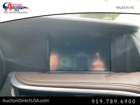 Used 2017 INFINITI QX30 Premium w/ Technology Package image 24