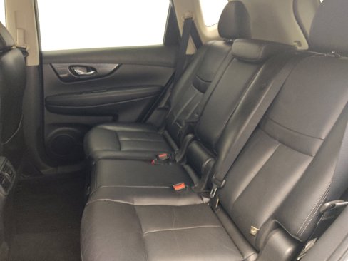 Used 2018 Nissan Rogue SL w/ Premium Package image 18